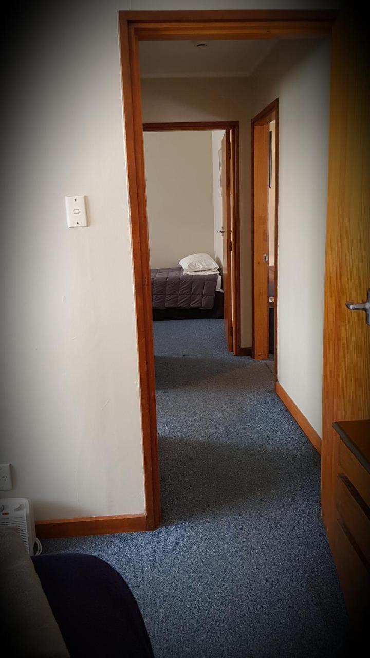 Chanel Court Motel Masterton Exterior foto